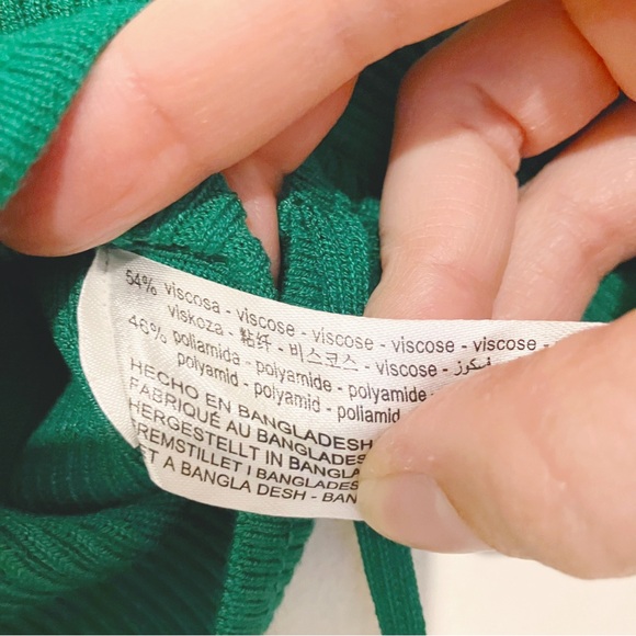 Zara • Ribbed Knit Cropped Wrap Top in Green - Picture 9 of 9